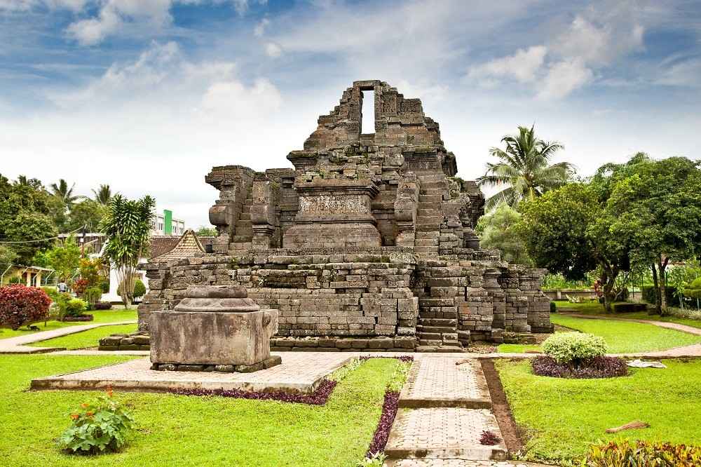 candi jago malang