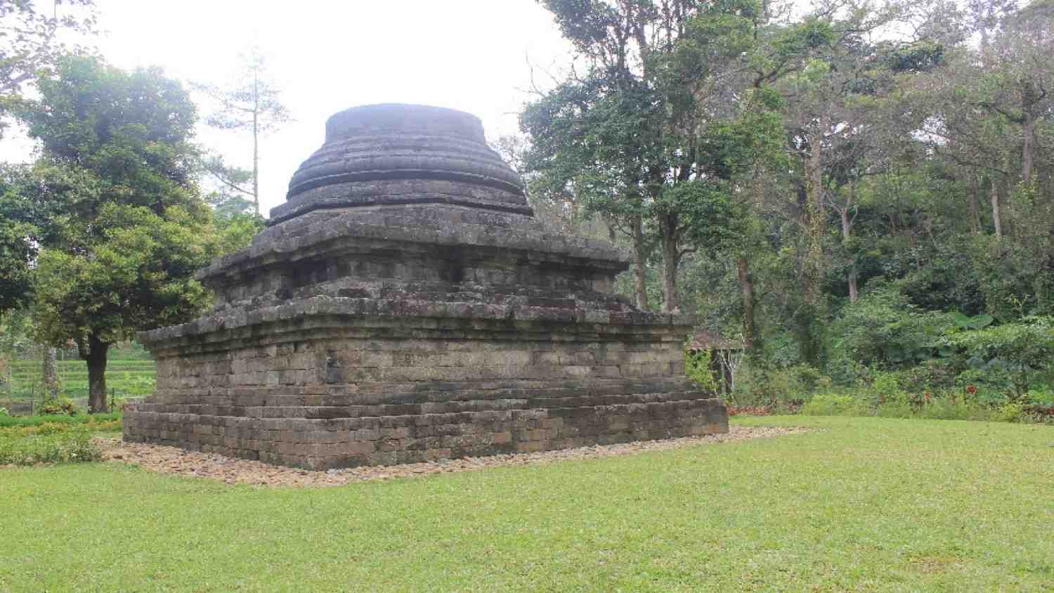 Candi Sumberawan Malang