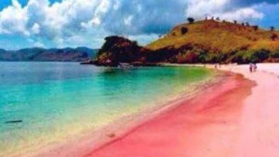 Pantai Tiga Warna Malang, Keindahan Alam yang Dijaga dengan Kesadaran