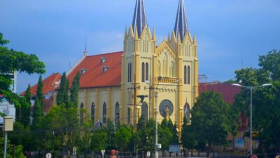 Gereja Kayutangan Malang, Jejak Sunyi di Tengah Riuh Kota yang Tak Pernah Kehilangan Pesona