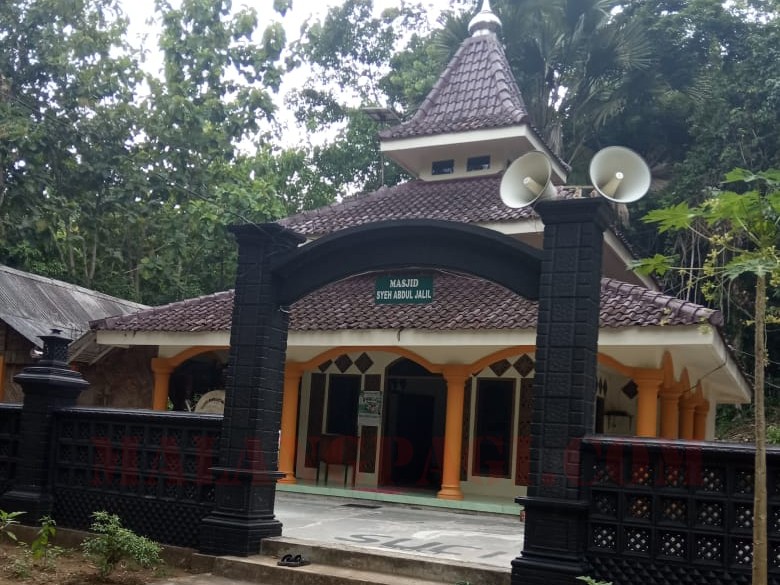 Makam Wali di Malang